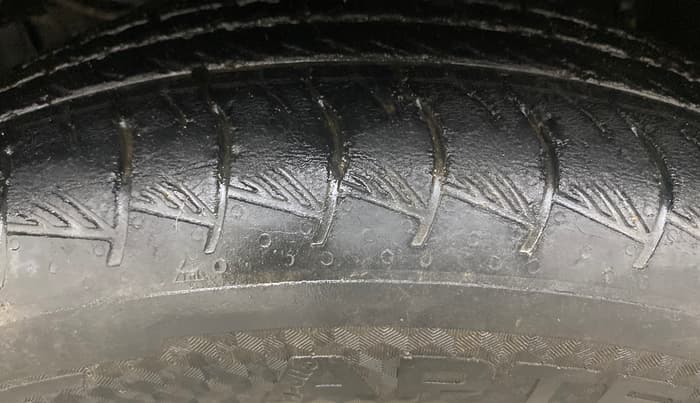 2022 Maruti Grand Vitara ALPHA SMART HYBRID AT, Petrol, Automatic, 91,661 km, Left Front Tyre Tread