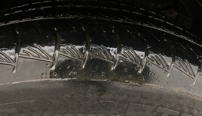 2022 Maruti Grand Vitara ALPHA SMART HYBRID AT, Petrol, Automatic, 91,661 km, Right Front Tyre Tread