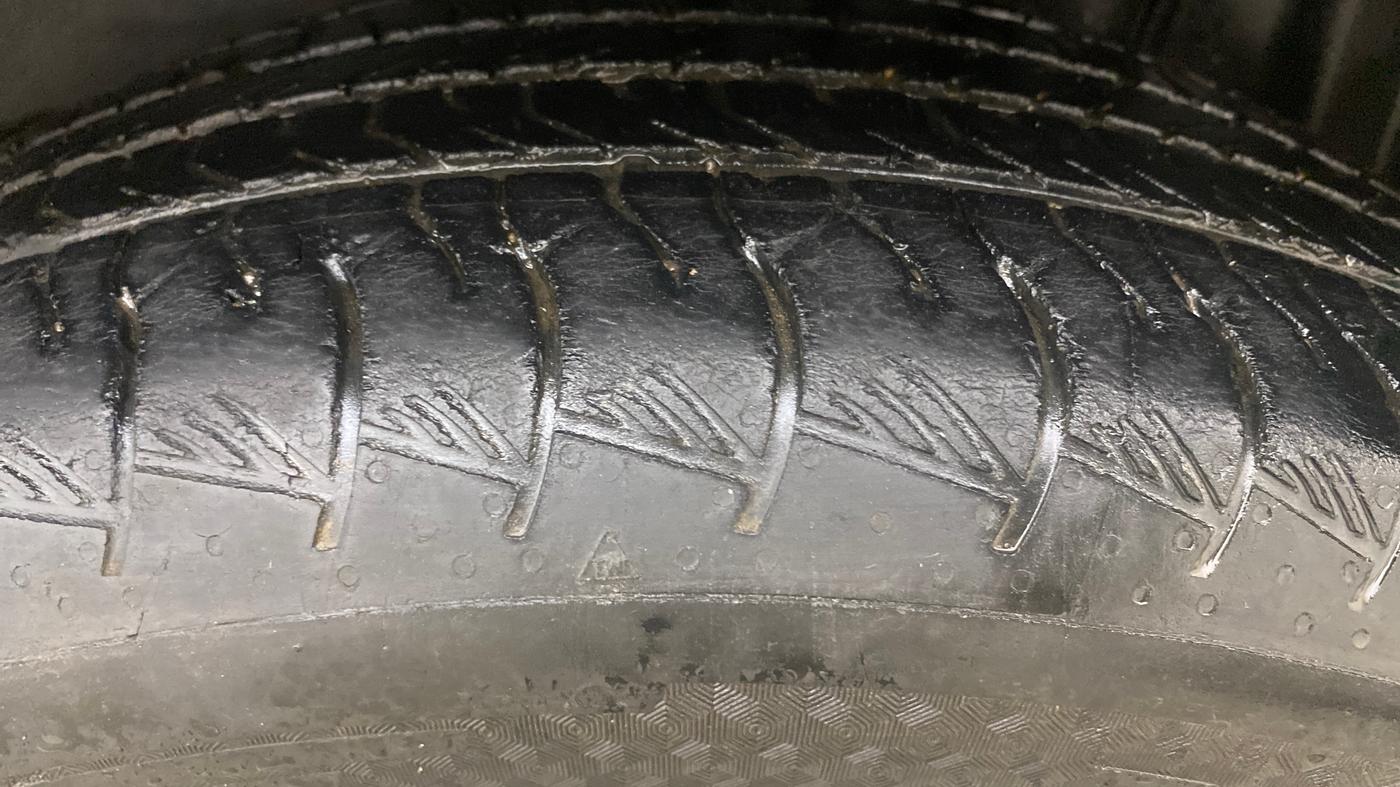 2022 Maruti Grand Vitara ALPHA SMART HYBRID AT, Petrol, Automatic, 91,661 km, Left Rear Tyre Tread