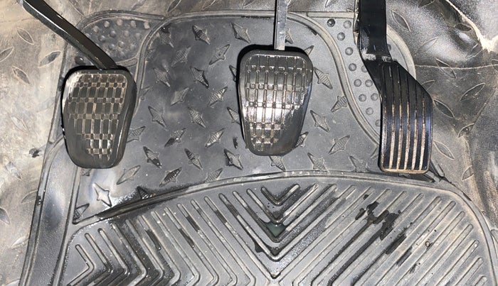 2021 Tata NEXON XZ PLUS (O) PETROL, Petrol, Manual, 1,04,667 km, Pedals