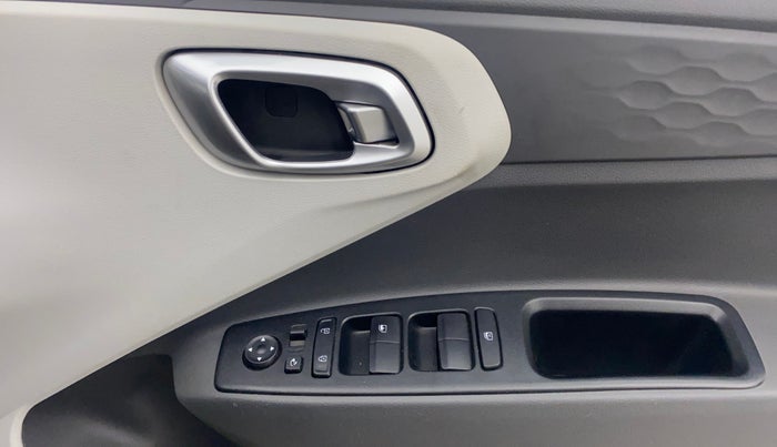 2022 Hyundai GRAND I10 NIOS SPORTZ AMT 1.2 KAPPA VTVT, Petrol, Automatic, 24,573 km, Driver Side Door Panels Control