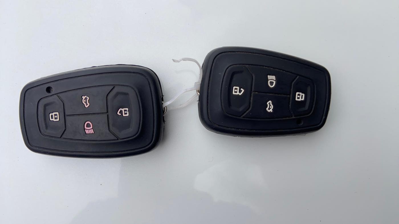 2021 Tata TIGOR XZ PLUS PETROL, Petrol, Manual, 19,440 km, Key Close Up