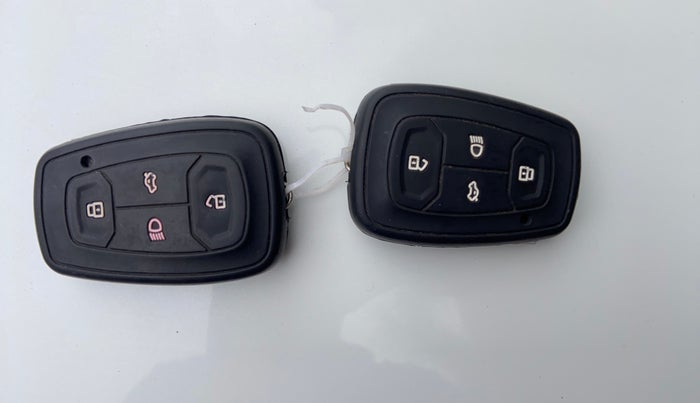 2021 Tata TIGOR XZ PLUS PETROL, Petrol, Manual, 19,440 km, Key Close Up