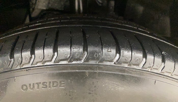 2019 Tata NEXON XZ PLUS DIESEL, Diesel, Manual, 86,522 km, Right Front Tyre Tread