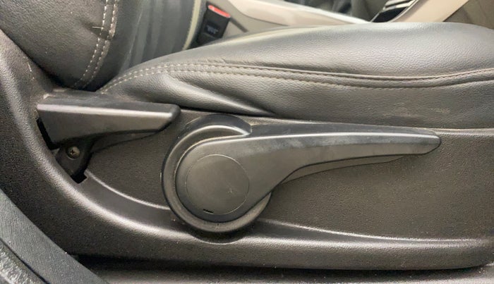 2019 Tata NEXON XZ PLUS DIESEL, Diesel, Manual, 86,522 km, Driver Side Adjustment Panel