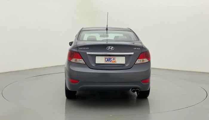 2013 Hyundai Verna FLUIDIC 1.6 SX CRDI, Diesel, Manual, 83,329 km, Back/Rear