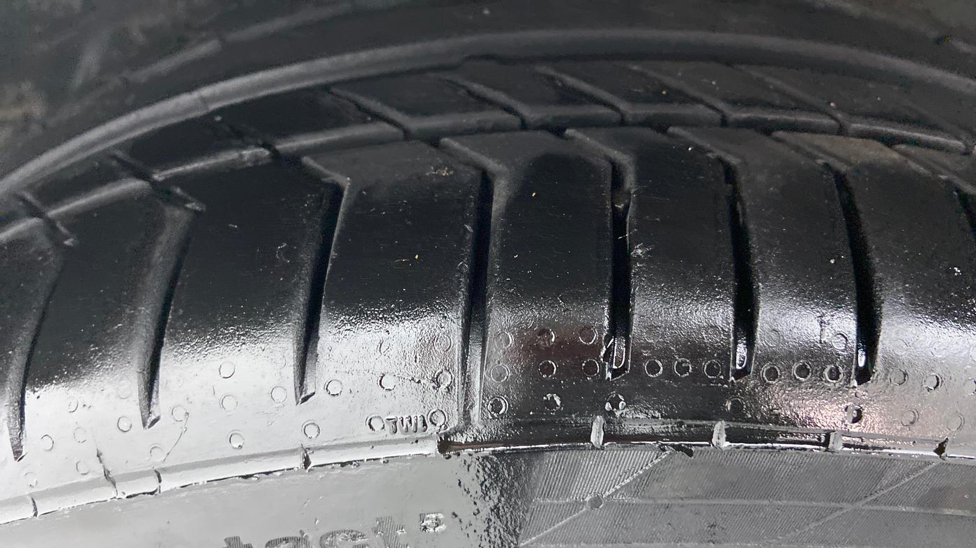 2015 Mercedes Benz CLA Class CLA 200 CDI SPORT, Diesel, Automatic, 1,09,682 km, Left Front Tyre Tread