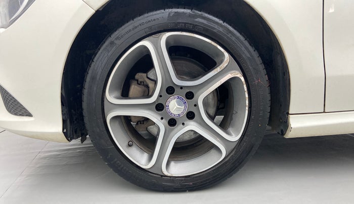 2015 Mercedes Benz CLA Class CLA 200 CDI SPORT, Diesel, Automatic, 1,09,682 km, Left Front Wheel