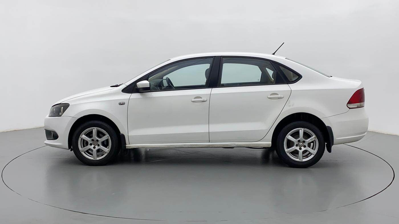 2014 Volkswagen Vento HIGHLINE PETROL, Petrol, Manual, 83,510 km, Left Side
