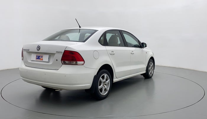2014 Volkswagen Vento HIGHLINE PETROL, Petrol, Manual, 83,510 km, Right Back Diagonal
