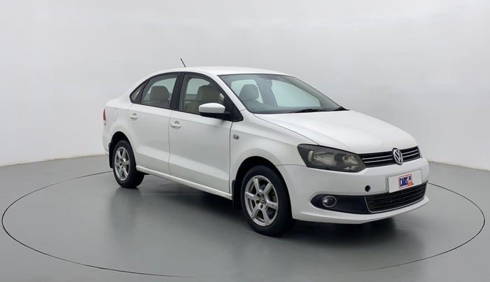 2014 Volkswagen Vento HIGHLINE PETROL, Petrol, Manual, 83,510 km, Right Front Diagonal