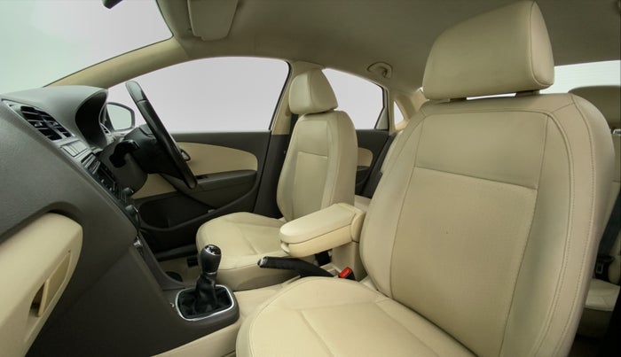 2014 Volkswagen Vento HIGHLINE PETROL, Petrol, Manual, 83,510 km, Right Side Front Door Cabin