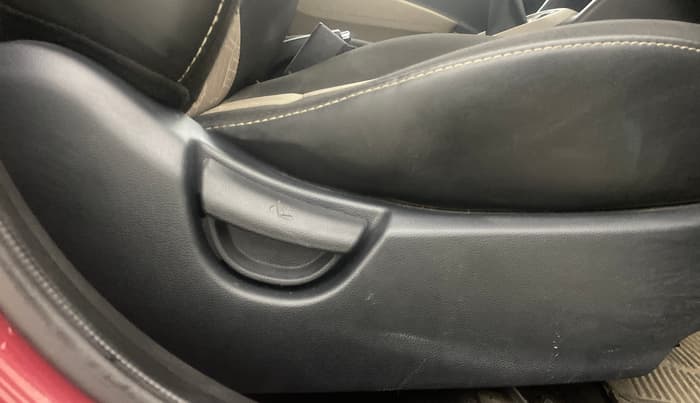 2015 Hyundai Grand i10 SPORTZ 1.2 KAPPA VTVT, Petrol, Manual, 74,104 km, Driver Side Adjustment Panel
