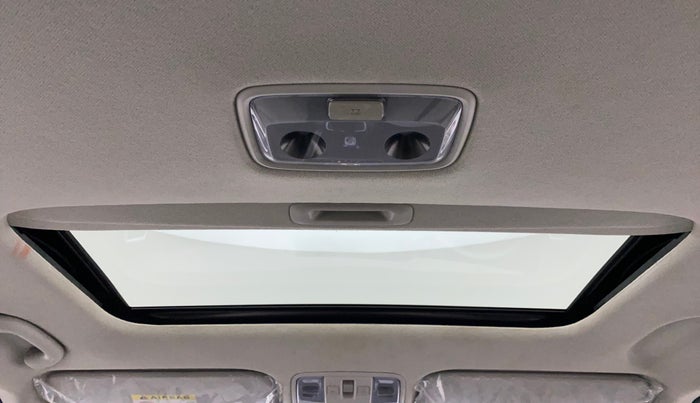 2022 KIA SELTOS HTX PETROL 1.5, Petrol, Manual, 8,073 km, Moonroof/ Sunroof