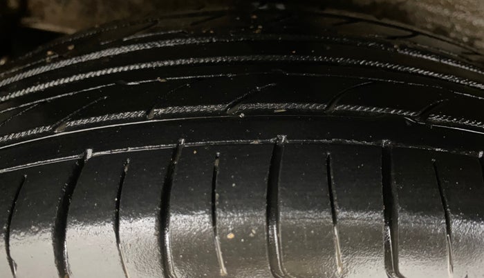 2016 Maruti Celerio VXI, Petrol, Manual, 62,165 km, Right Rear Tyre Tread