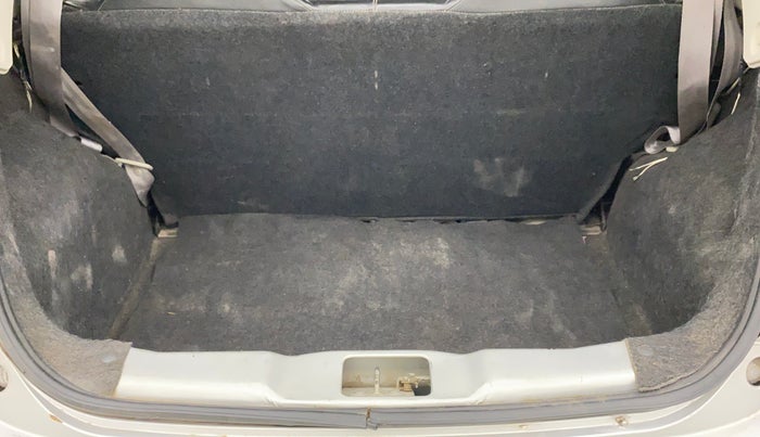 2014 Datsun Go T, Petrol, Manual, 61,002 km, Boot Inside