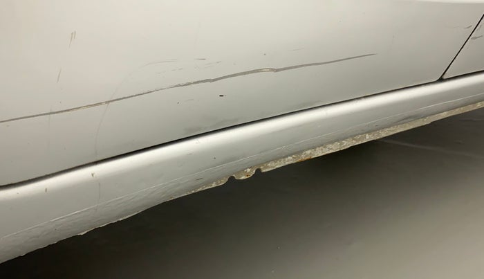 2014 Datsun Go T, Petrol, Manual, 61,002 km, Right running board - Minor scratches