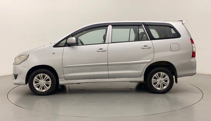 2012 Toyota Innova 2.5 GX 8 STR, Diesel, Manual, 1,18,307 km, Left Side