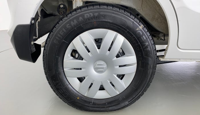 2021 Maruti Alto LXI OPT, Petrol, Manual, 2,290 km, Right Rear Wheel