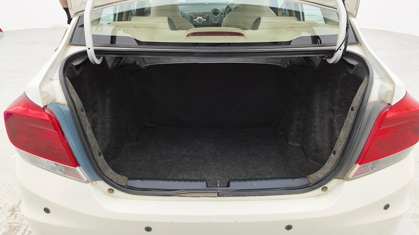2015 Honda Amaze 1.2L I-VTEC VX, Petrol, Manual, 49,712 km, Boot Inside