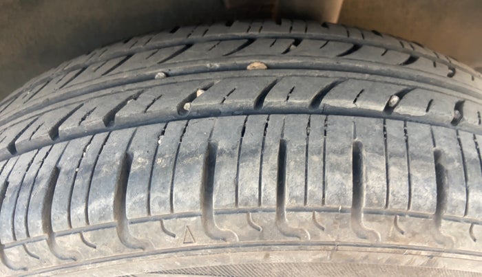 2020 Renault Kwid RXT 0.8, Petrol, Manual, 52,081 km, Left Rear Tyre Tread