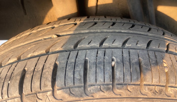 2020 Renault Kwid RXT 0.8, Petrol, Manual, 52,081 km, Right Rear Tyre Tread