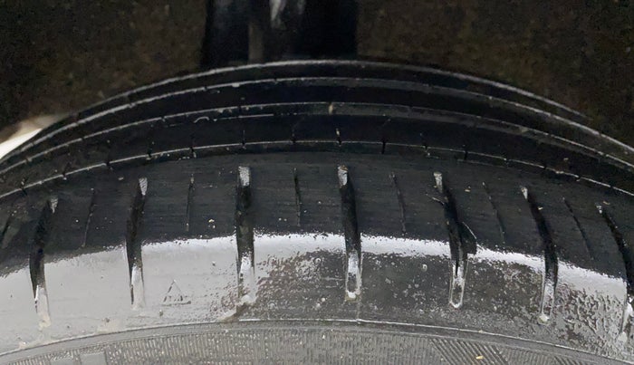 2019 Maruti Baleno ZETA PETROL 1.2, Petrol, Manual, 65,631 km, Right Rear Tyre Tread