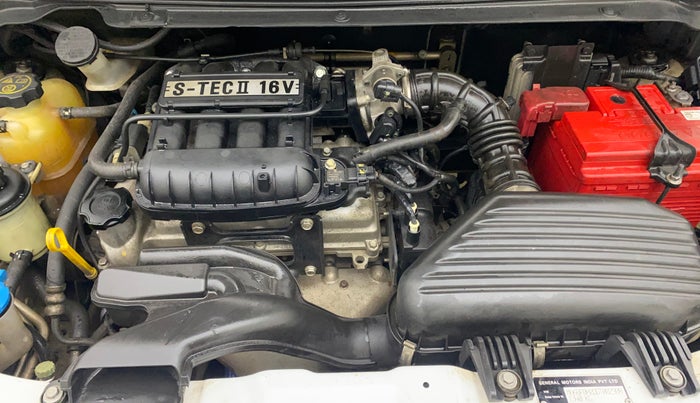 2013 Chevrolet Beat LT PETROL, Petrol, Manual, 68,685 km, Engine View