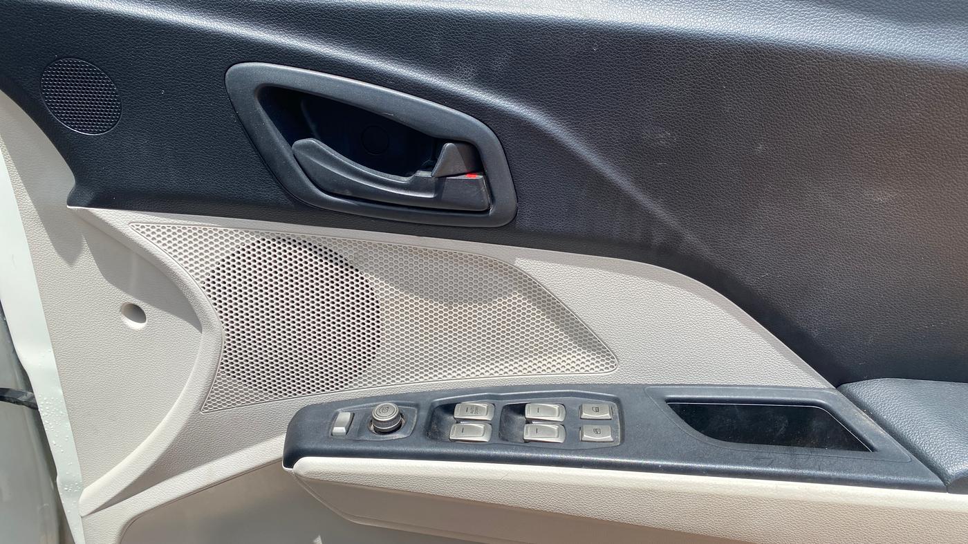 2023 Mahindra XUV300 W6 1.5 Sunroof Diesel, Diesel, Manual, 65,832 km, Driver Side Door Panels Control