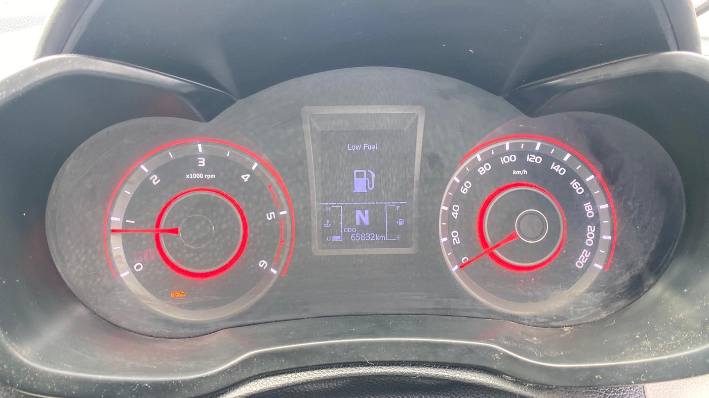 2023 Mahindra XUV300 W6 1.5 Sunroof Diesel, Diesel, Manual, 65,832 km, Odometer Image