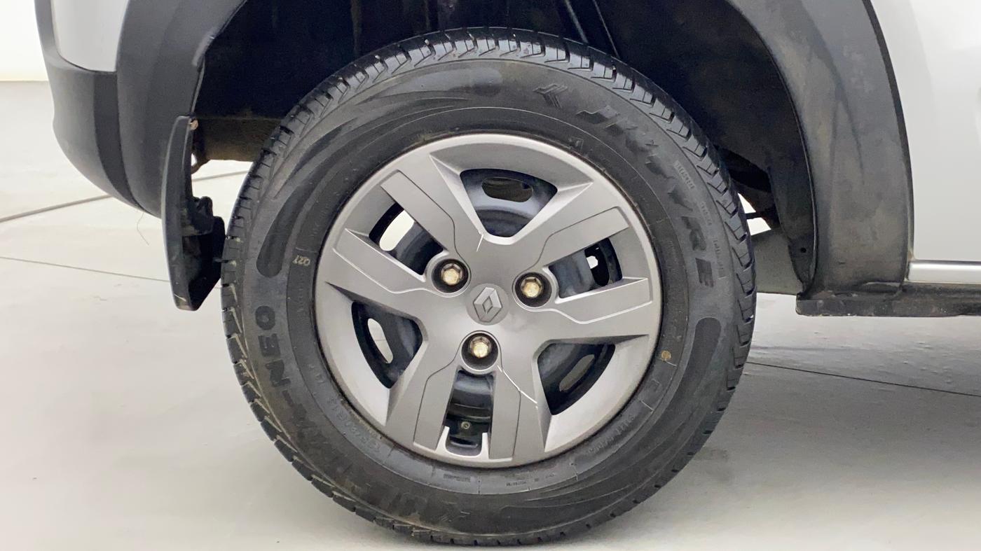 2017 Renault Kwid RXT 1.0, Petrol, Manual, 52,761 km, Right Rear Wheel