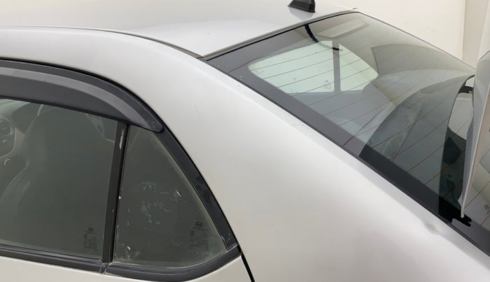 2014 Hyundai Xcent S (O) 1.2, CNG, Manual, 72,380 km, Left C pillar - Slightly dented