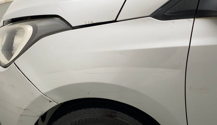 2014 Hyundai Xcent S (O) 1.2, CNG, Manual, 72,380 km, Left fender - Minor scratches