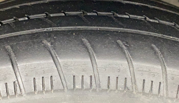 2021 Honda Amaze 1.2L I-VTEC S, Petrol, Manual, 52,120 km, Right Front Tyre Tread