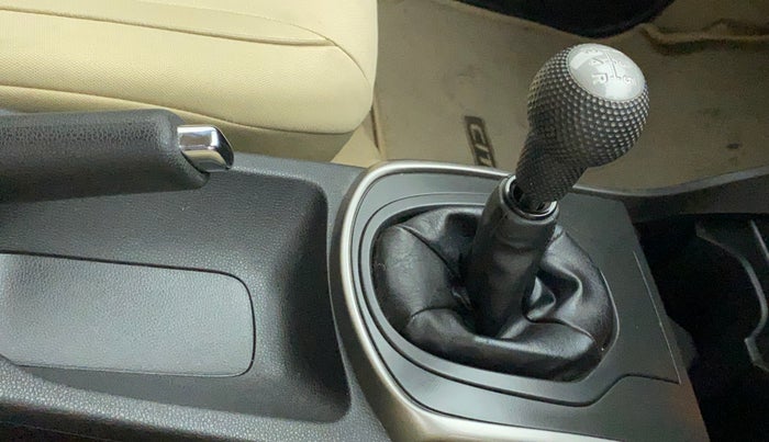 2015 Honda City 1.5L I-VTEC V MT, CNG, Manual, 12,972 km, Gear Lever