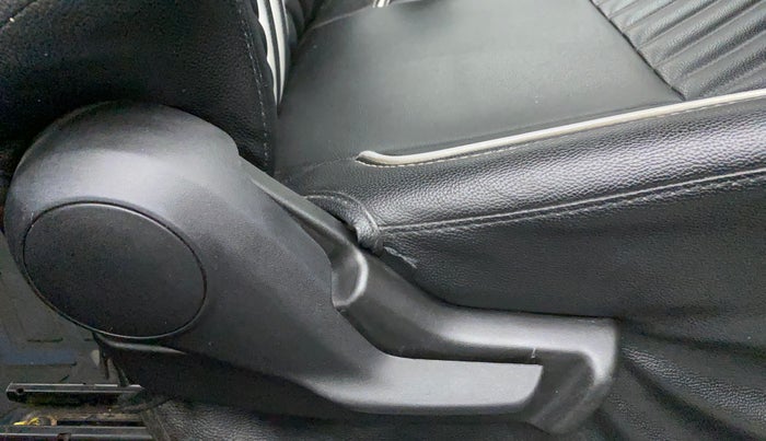 2021 Maruti IGNIS SIGMA 1.2, Petrol, Manual, 17,293 km, Driver Side Adjustment Panel