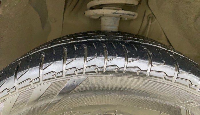 2016 Maruti Vitara Brezza ZDI PLUS, Diesel, Manual, 70,966 km, Right Front Tyre Tread