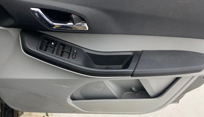 2021 Tata Tiago XZA PLUS PETROL, Petrol, Automatic, 22,219 km, Driver Side Door Panels Control
