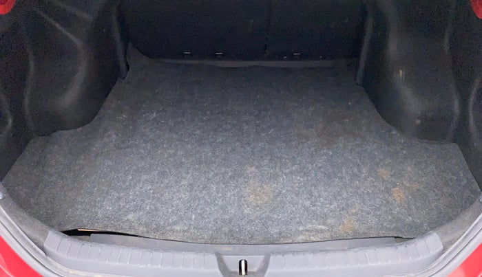 2018 Toyota YARIS J MT, Petrol, Manual, 61,783 km, Boot Inside