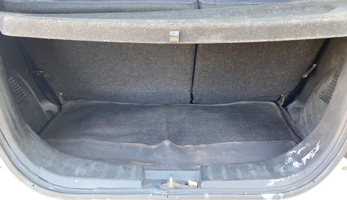 2013 Maruti Wagon R Stingray VXI, Petrol, Manual, 96,148 km, Boot Inside