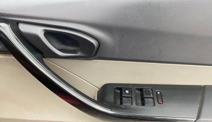 2019 Tata Tiago XZ PETROL, Petrol, Manual, 43,152 km, Driver Side Door Panels Control