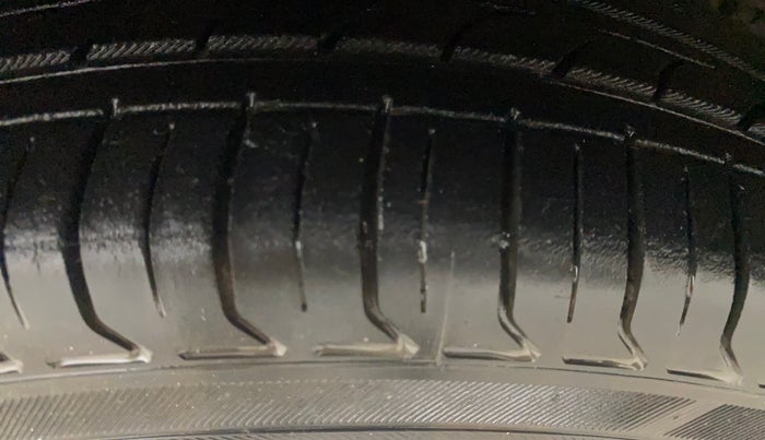 2019 Tata Tiago XZ PETROL, Petrol, Manual, 43,152 km, Left Front Tyre Tread