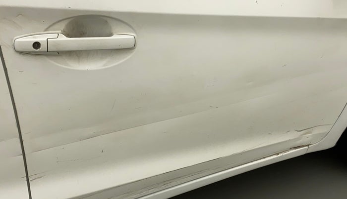 2013 Honda Amaze 1.2L I-VTEC S, Petrol, Manual, 67,821 km, Driver-side door - Slightly dented