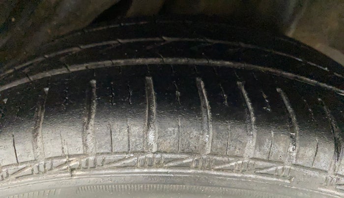 2013 Honda Amaze 1.2L I-VTEC S, Petrol, Manual, 67,821 km, Left Rear Tyre Tread