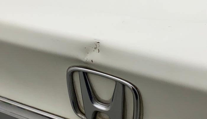 2013 Honda Amaze 1.2L I-VTEC S, Petrol, Manual, 67,821 km, Dicky (Boot door) - Slightly dented