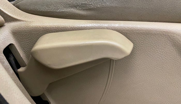 2016 Ford Figo Aspire TITANIUM 1.2 PETROL, Petrol, Manual, 62,201 km, Driver Side Adjustment Panel