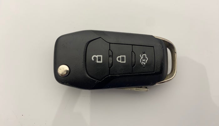 2016 Ford Figo Aspire TITANIUM 1.2 PETROL, Petrol, Manual, 62,201 km, Key Close Up