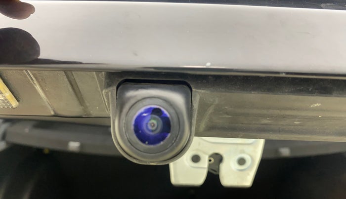 2023 Hyundai VENUE SX(O) 1.0 Turbo DCT Knight Edition, Petrol, Automatic, 20,866 km, Parking Camera