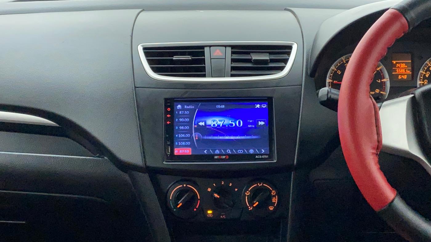 2011 Maruti Swift VXI, Petrol, Manual, 56,141 km, Air Conditioner