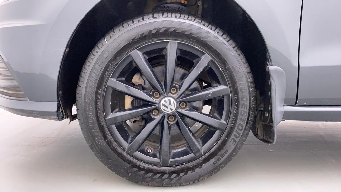 2019 Volkswagen Ameo COMFORTLINE 1.0, Petrol, Manual, 65,498 km, Left Front Wheel